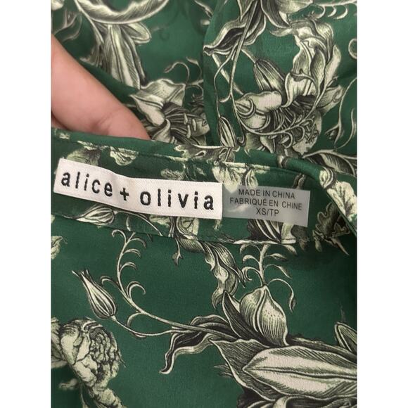 ALICE + OLIVIA ELOISE BUTTON-UP SILK BLOUSE CENTRAL PARK GREEN MULTI SIZE XS - Picture 3 of 9